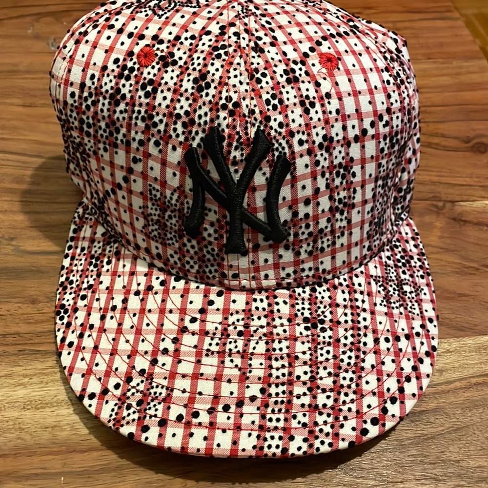 New Era 59Fifty Flocked Hat